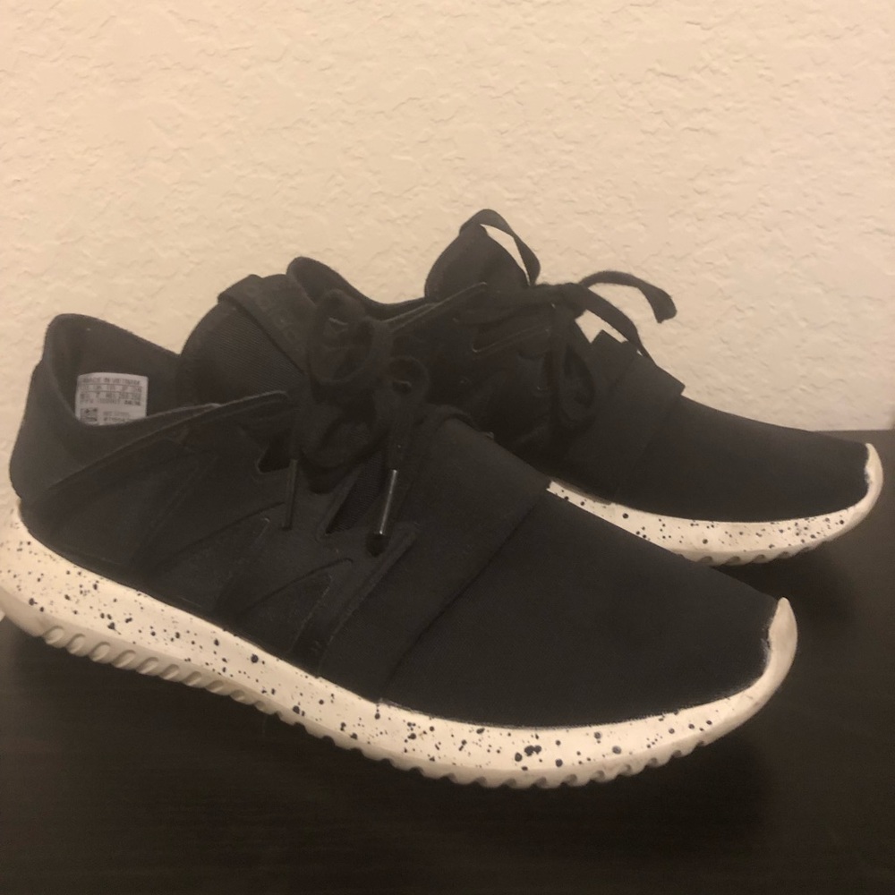 Adidas Women’s Tubular Size 8.5